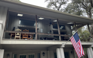 Screened in porch at Beachwalk Cottage